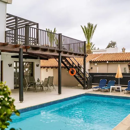 Coralsunset Management Ltd Vila