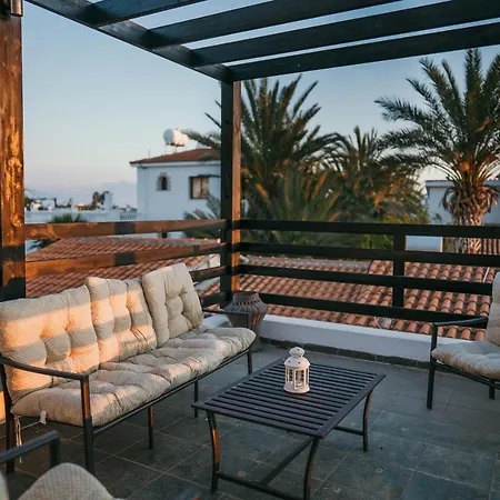 Coralsunset Management Ltd Vila *