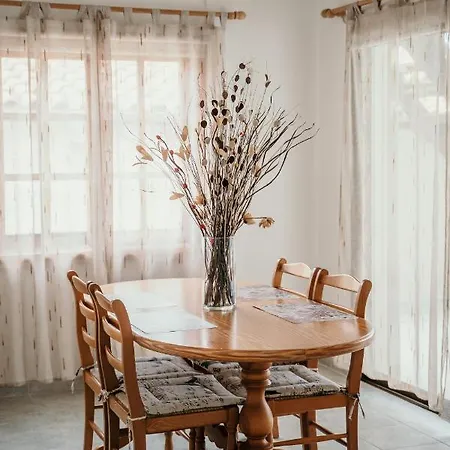 Coralsunset Management Ltd فيلة *