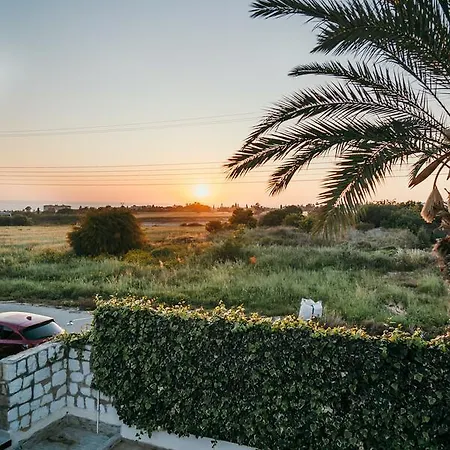 Villa Coralsunset Management Ltd