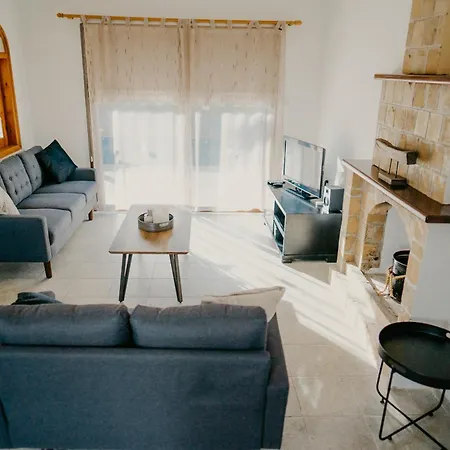 فيلة Coralsunset Management Ltd كورال باي