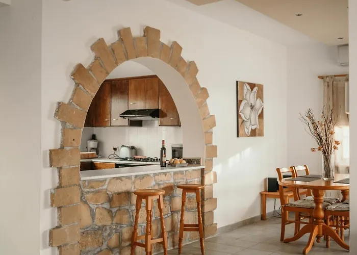 Coralsunset Management Ltd コーラル・ベイ