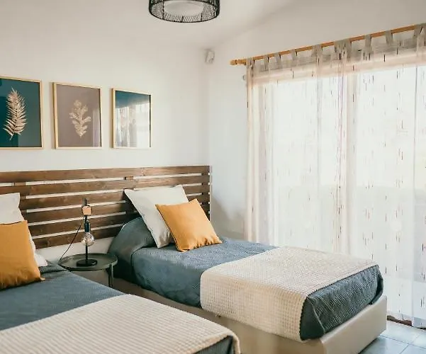 Coralsunset Management Ltd * コーラル・ベイ