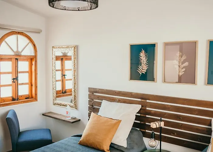 Coralsunset Management Ltd * コーラル・ベイ